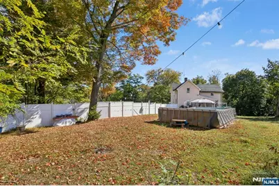 369 Queens Court, Ridgewood, NJ 07450 - Photo 31