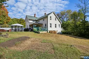 369 Queens Ct, Ridgewood, NJ 07450 - Photo 29