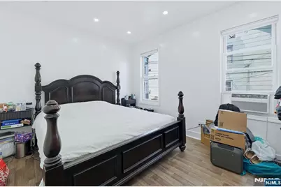 250 Elmwood Avenue, East Orange, NJ 07018 - Photo 25