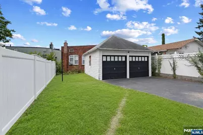 7 Laurel Place, East Rutherford, NJ 07073 - Photo 29