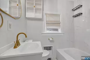 7 Laurel Pl, East Rutherford, NJ 07073 - Photo 7