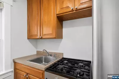 7 Laurel Place, East Rutherford, NJ 07073 - Photo 21