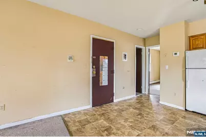 245 Warren Avenue, Fort Lee, NJ 07024 - Photo 5