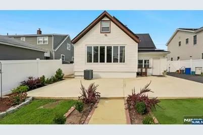 158 Charlton Avenue, Lodi, NJ 07644 - Photo 31