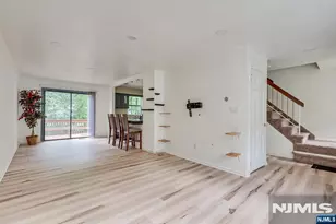 503 Timber Oaks Road 503, Edison, NJ 08820 - Photo 11