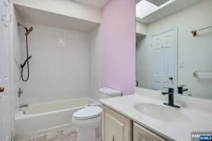 503 Timber Oaks Road 503, Edison, NJ 08820 - Photo 29