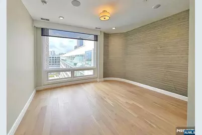 9 Somerset Lane Ph 608/614 #PH 608/614, Edgewater, NJ 07020 - Photo 13
