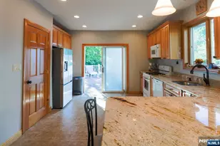 200 Elm Ave, Teaneck Township, NJ 07666 - Photo 7