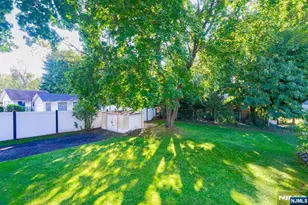 200 Elm Ave, Teaneck Township, NJ 07666 - Photo 25