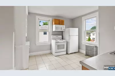 385 Stephens Street, Belleville, NJ 07109 - Photo 13
