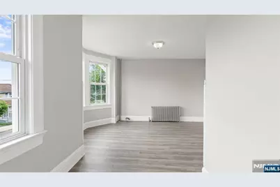 385 Stephens Street, Belleville, NJ 07109 - Photo 11