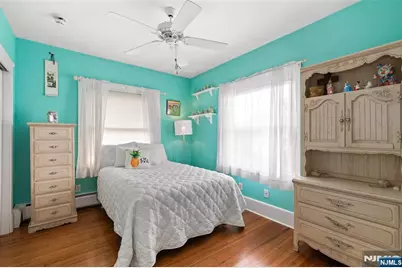 252 Springfield Avenue, Hasbrouck Heights, NJ 07604 - Photo 29
