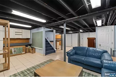 252 Springfield Avenue, Hasbrouck Heights, NJ 07604 - Photo 33