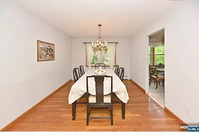 459 Tulane Court, Paramus, NJ 07652 - Photo 9
