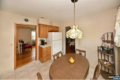 459 Tulane Court, Paramus, NJ 07652 - Photo 11
