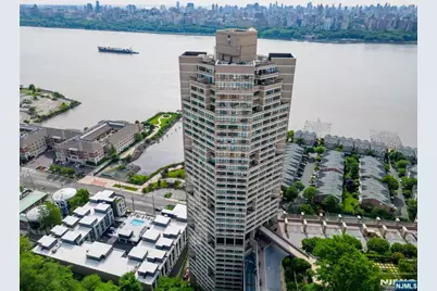 7004 Boulevard E 10E #10E, Guttenberg, NJ 07093 - Photo 41