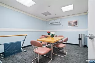 7004 Blvd E 10E, Guttenberg, NJ 07093 - Photo 27