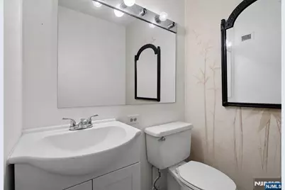 7004 Boulevard E 10E #10E, Guttenberg, NJ 07093 - Photo 19