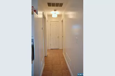 333 10th Street Fl 1 #FL 1, Carlstadt, NJ 07072 - Photo 9