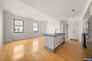 4 Beacon Way 1804, Jersey City, NJ 07304 - Photo 5