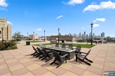 4 Beacon Way 1804 #1804, Jersey City, NJ 07304 - Photo 35