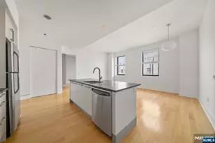4 Beacon Way 1804, Jersey City, NJ 07304 - Photo 15