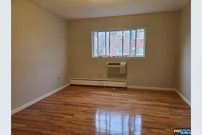 1315 Anderson Avenue 5 #5, Fort Lee, NJ 07024 - Photo 9