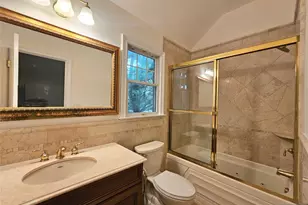 15 Cobblestone Way 15, Tenafly, NJ 07670 - Photo 7