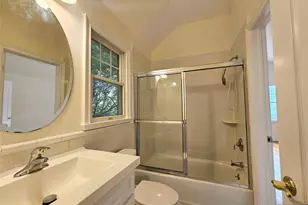 15 Cobblestone Way 15, Tenafly, NJ 07670 - Photo 9