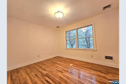 15 Cobblestone Way 15 #15, Tenafly, NJ 07670 - Photo 3