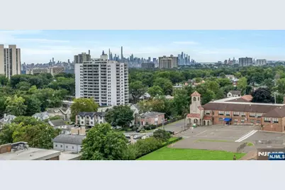 2000 Linwood Avenue 16V #16V, Fort Lee, NJ 07024 - Photo 25