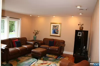 452 Glendale Road, Wyckoff Township, NJ 07481 - Photo 11
