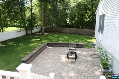 452 Glendale Road, Wyckoff Township, NJ 07481 - Photo 15