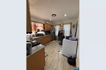 42 Tichenor Terrace, Irvington, NJ 07111 - Photo 3