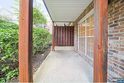 240 Village Circle Drive 1131 #1131, Fort Lee, NJ 07024 - Photo 3