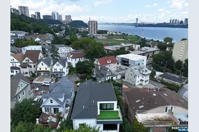 14 Valley Place, Edgewater, NJ 07020 - Photo 35