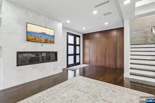 14 Valley Pl, Edgewater, NJ 07020 - Photo 3