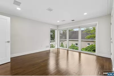 14 Valley Place, Edgewater, NJ 07020 - Photo 19