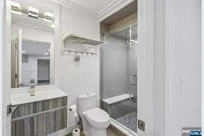 14 Valley Place, Edgewater, NJ 07020 - Photo 33