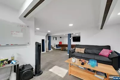 218 Elder Avenue, Bergenfield, NJ 07621 - Photo 15