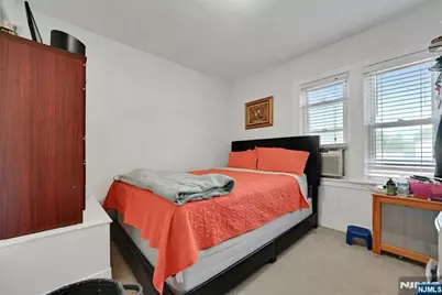 218 Elder Avenue, Bergenfield, NJ 07621 - Photo 19