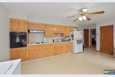 425 New Milford Avenue, Dumont, NJ 07628 - Photo 9