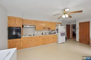 425 New Milford Ave, Dumont, NJ 07628 - Photo 9