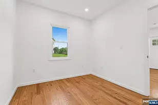 7 Franklin Ave, Montclair, NJ 07042 - Photo 25