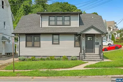 7 Franklin Avenue, Montclair, NJ 07042 - Photo 3