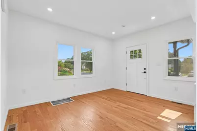 7 Franklin Avenue, Montclair, NJ 07042 - Photo 5