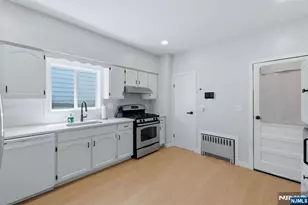42 Lawrence St, Bloomfield, NJ 07003 - Photo 11