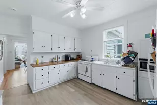 42 Lawrence St, Bloomfield, NJ 07003 - Photo 33