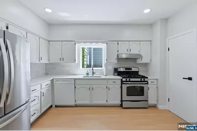 42 Lawrence Street, Bloomfield, NJ 07003 - Photo 13
