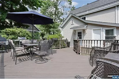 142 Wyckoff Avenue, Waldwick, NJ 07463 - Photo 35
